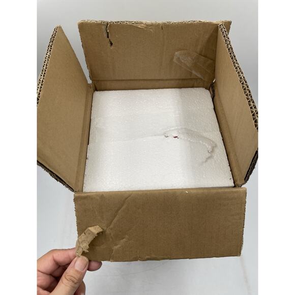 Blue Sky Clayworks Hello Kitty Be My Valentine Tea Light By Heather Goldminc NWT - Picture 14 of 15